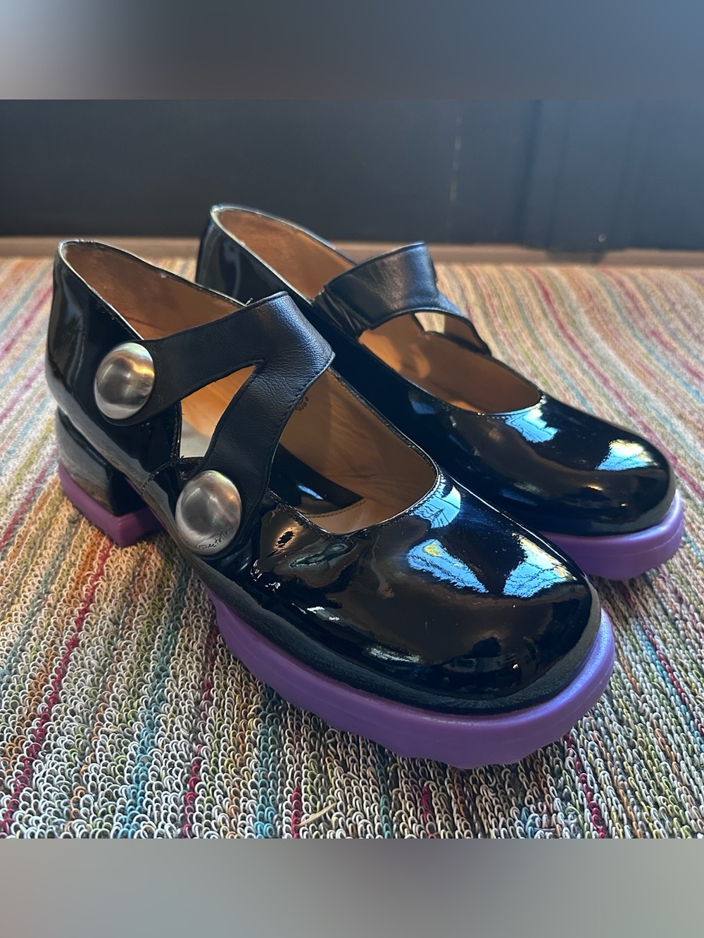 Fluevog NEARLY NEW Unity Trina black patent Mary Jane w/ large studs/purple -9.5